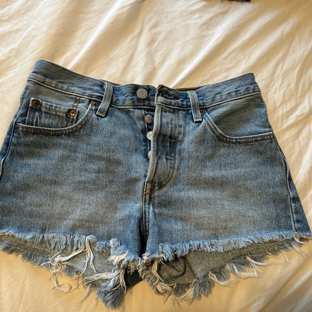 Levi shorts